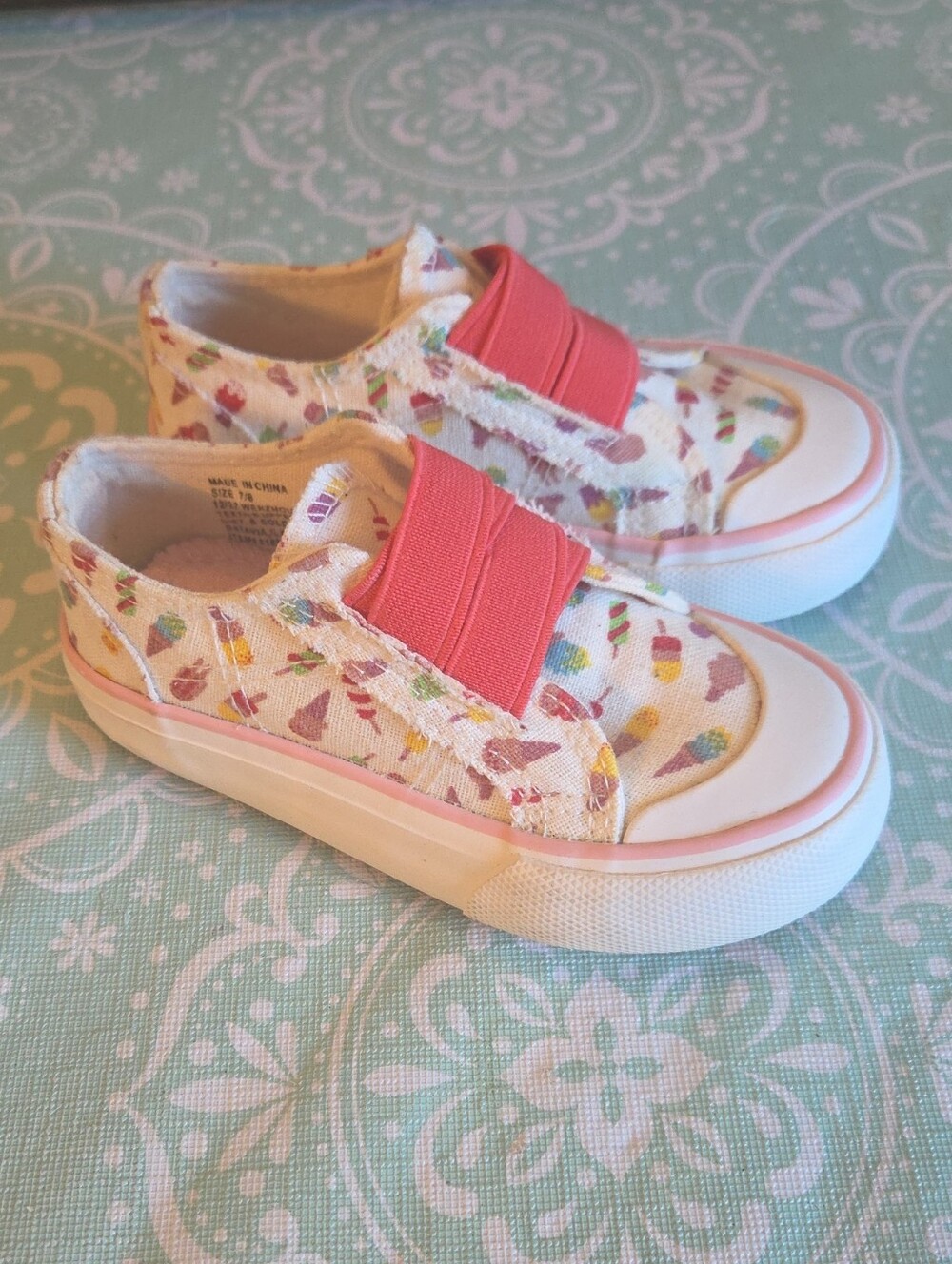 Girls' Pink Ice Cream Print Slip-On Sneakers with Coral Elastic Strap